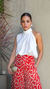 Conjunto Essenza com Blusa de Gola Alta e Calça Estampada em Vermelho e Off-White