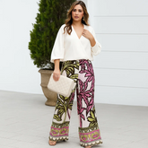 Conjunto Estampado Tropical com Blusa Transpassada e Calça Pantalona